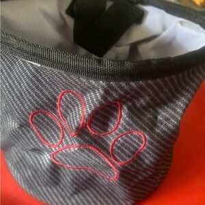 Thirty one oh snap bin embroidered with a paw print